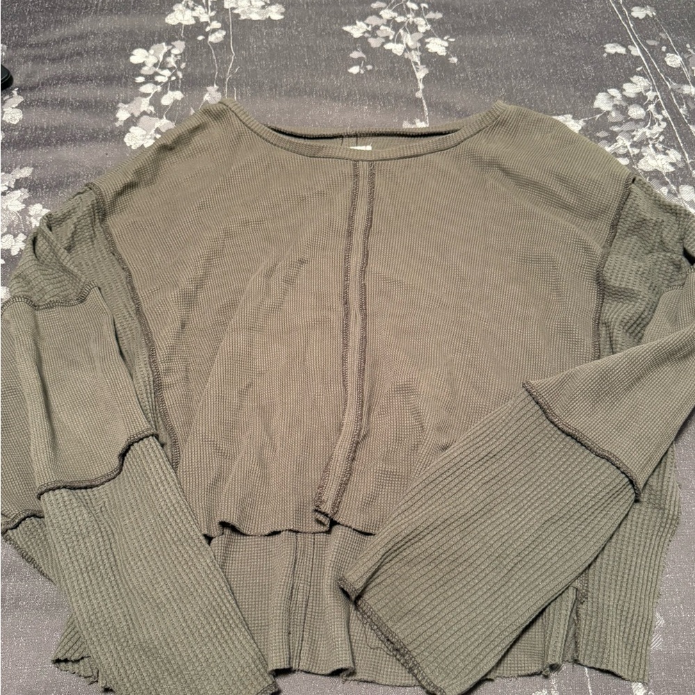 Urban Outfitters Green Ribbed Long Sleeve Top Size Small